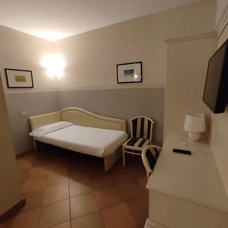 Le Mura Hotel 3*