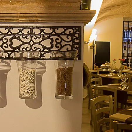 Otel Le Mura