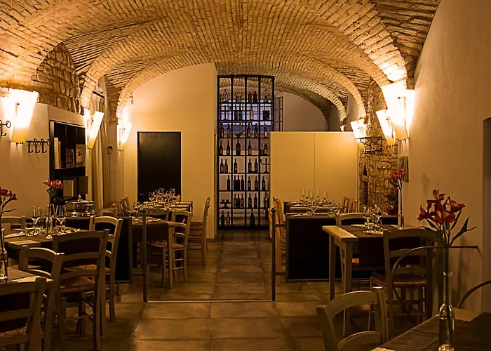 レ ムーラ ホテル 3*