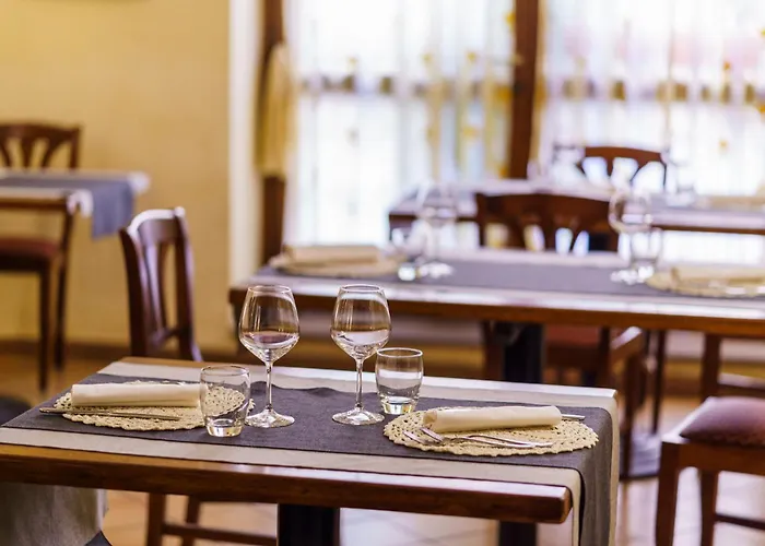 ホテル レ ムーラ 3*