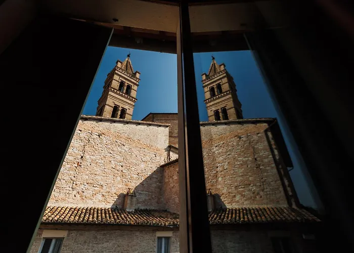 Le Mura Szálloda Foligno